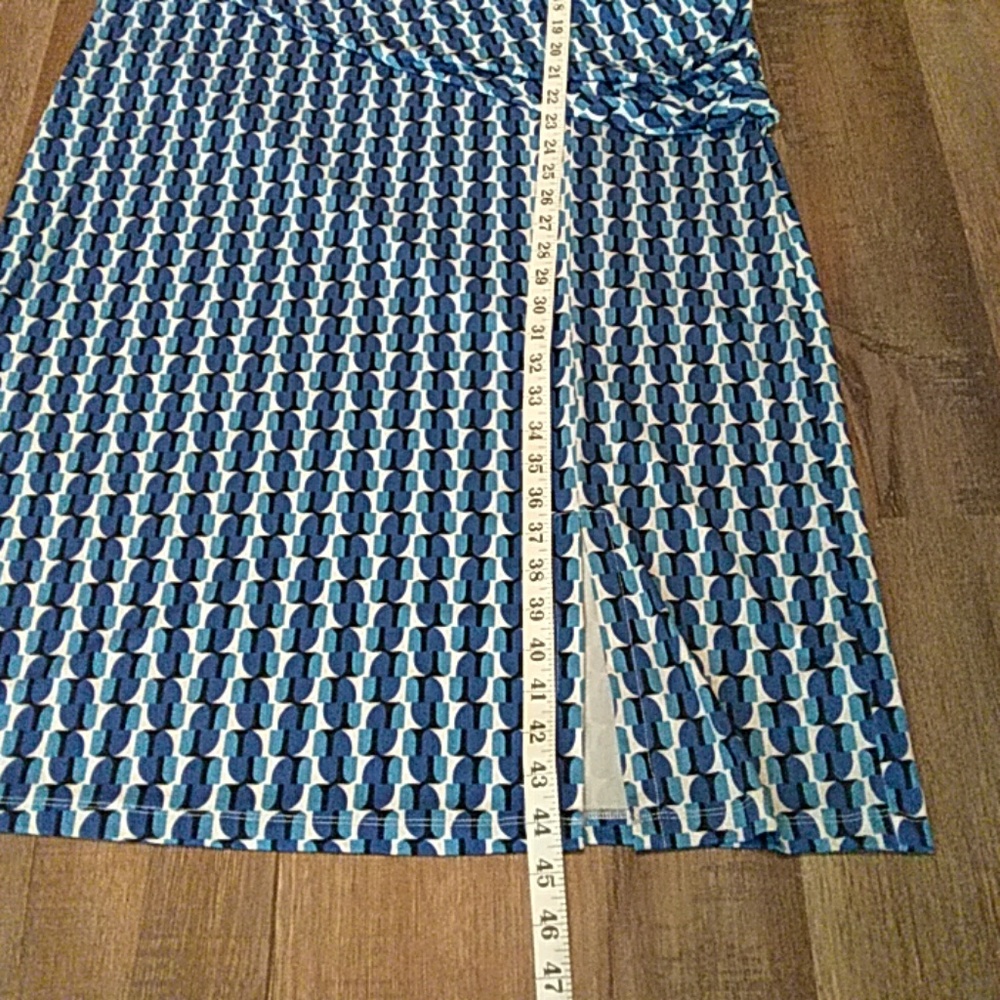 Womens short sleeve dress - Picture 6 of 8